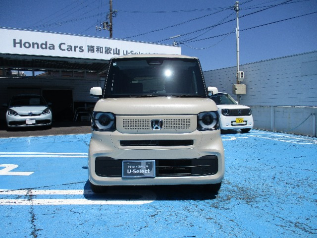 N-BOXファッションスタイル モノトーン