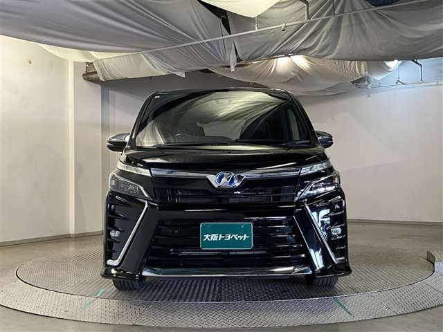 ヴォクシー1.8 ハイブリッド ZS 煌II