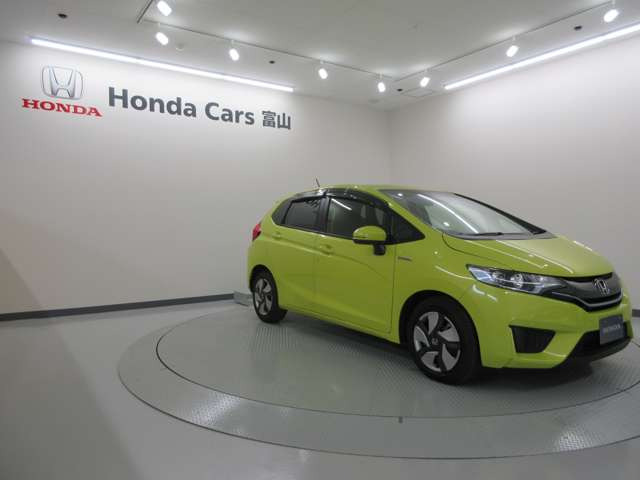 フィット1.5 ハイブリッド Fパッケージ