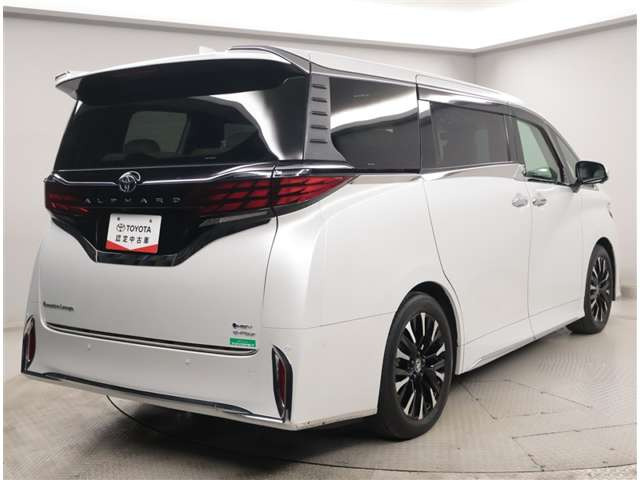 アルファードハイブリッド 2.5 エグゼクティブ ラウンジ E-Four 4WD