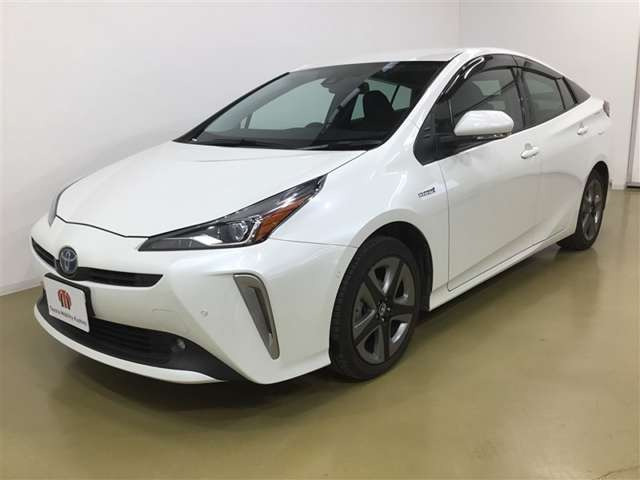 プリウス1.8 A ツーリングセレクション E-Four 4WD