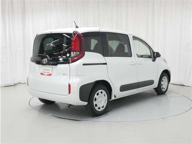 シエンタハイブリッド 1.5 G E-Four 4WD