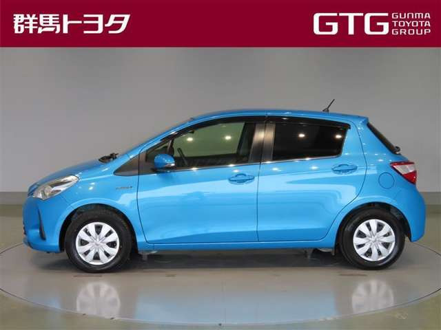 ヴィッツ1.5 ハイブリッド ジュエラ