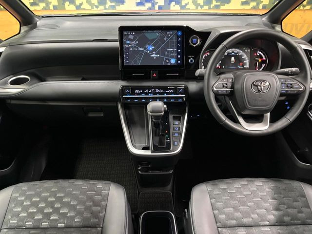 ヴォクシー2.0 S-Z