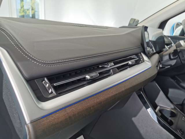 2シリーズアクティブツアラー218i