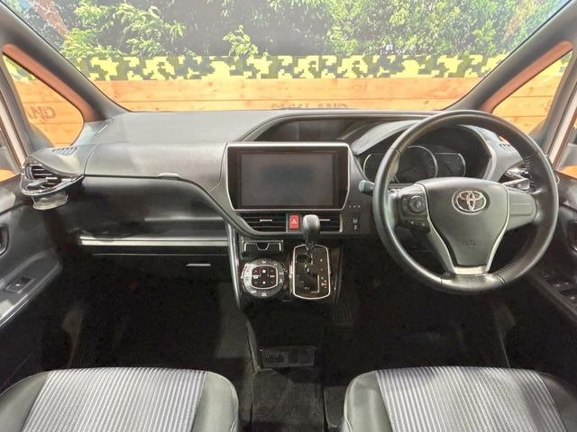 ヴォクシー2.0 ZS 煌II