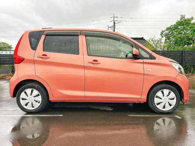 お客様のご予算帯に合わせたお車を常時100台以上取り揃えています!当社のスタッフがお客様のお車選びをしっかりサポートしご提案させていただきます!