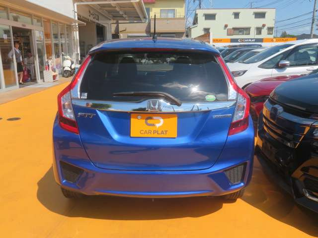 フィット1.5 ハイブリッド Fパッケージ