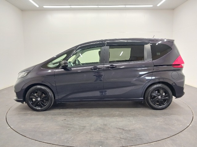 フリード1.5 ハイブリッド G