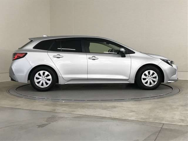 カローラツーリング1.8 ハイブリッド X