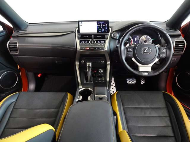 NX300 Fスポーツ 4WD