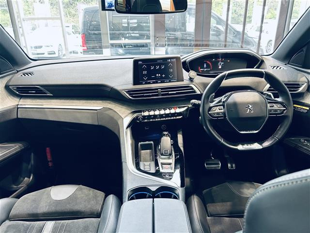 5008GT ブルーHDi ディーゼル