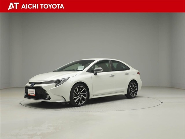 カローラ1.8 ハイブリッド W×B