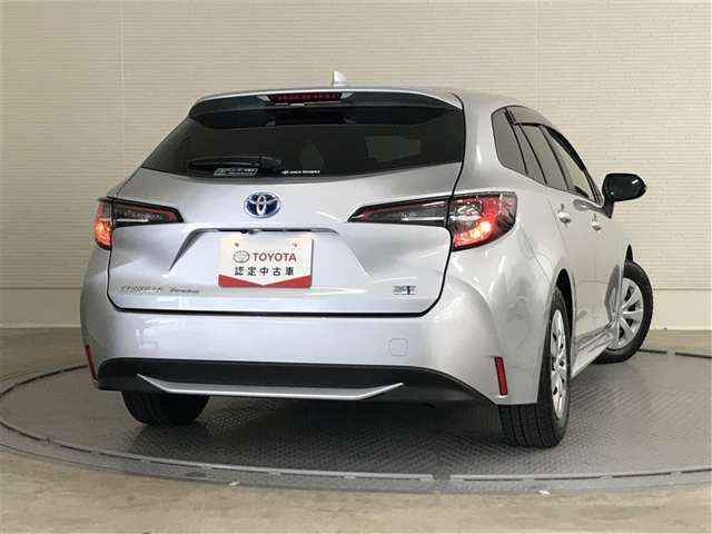 カローラツーリング1.8 ハイブリッド X