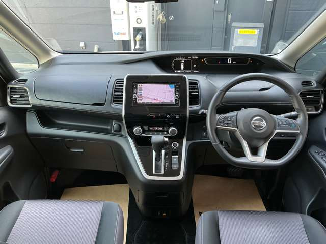 セレナ2.0 ハイウェイスター Vセレクション