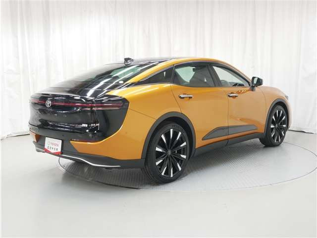 クラウンクロスオーバー2.4 RS アドバンスト E-Four advanced 4WD