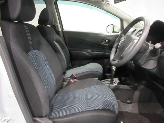 ノート1.2 X FOUR Vセレクション プラスセーフティ 4WD