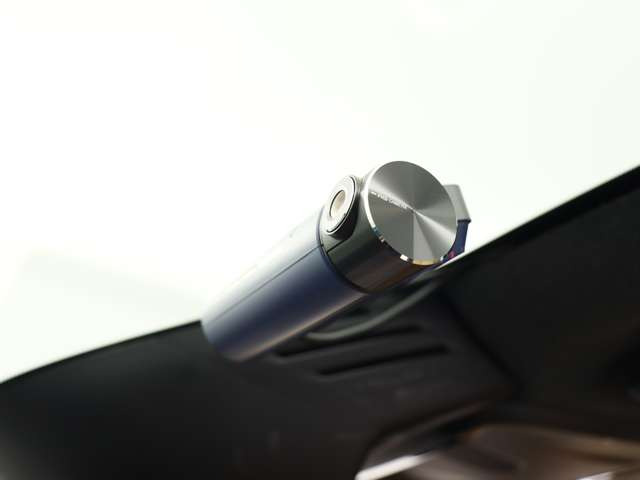 XC40B4 AWD インスクリプション 4WD