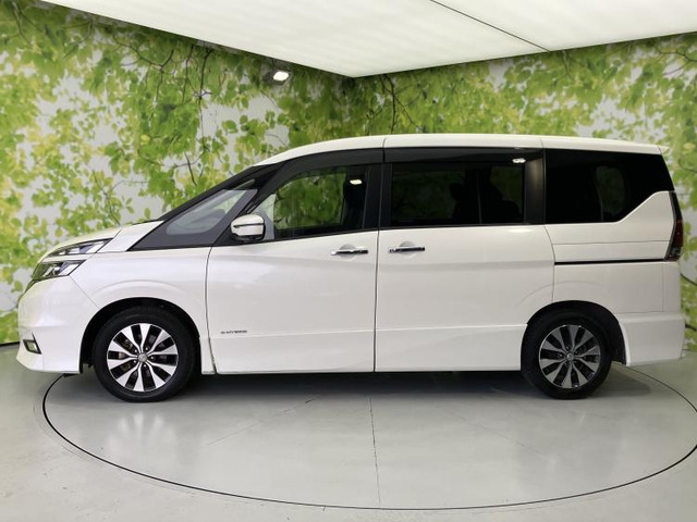 セレナ2.0 ハイウェイスター VセレクションII