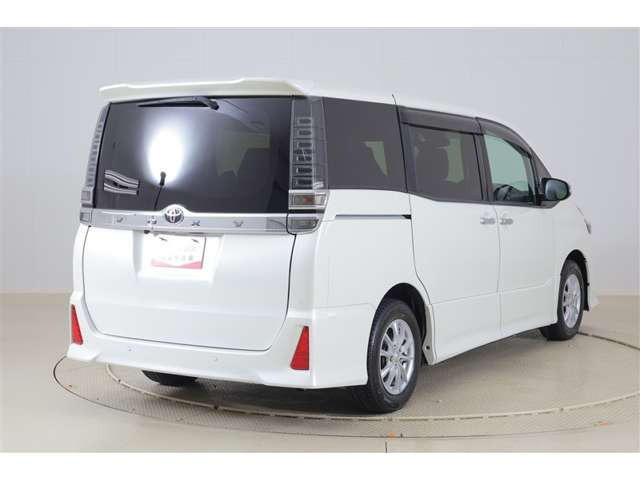 ヴォクシー2.0 ZS 煌III