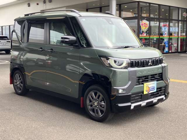 デリカミニT プレミアム 4WD