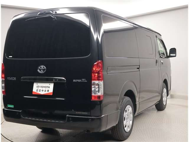 ハイエースバン