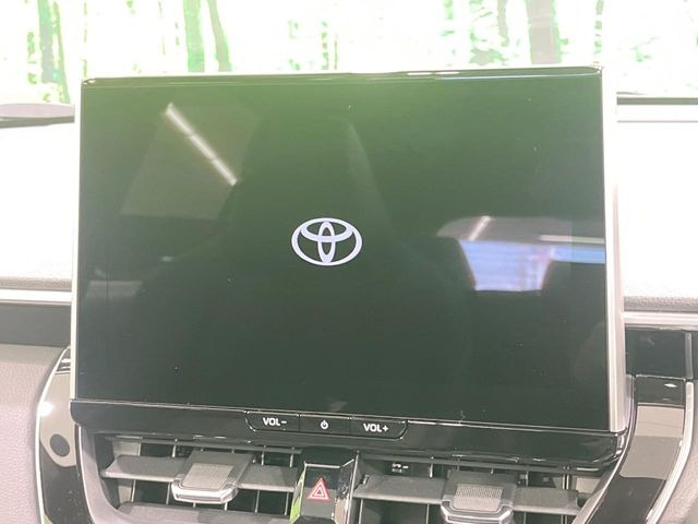�y10.5�C���` �f�B�X�v���C�I�[�f�B�I�z���ʂ̃f�B�X�v���C��AppleCarPlay��AndroidAuto�����p�\�B�傫�ȉ�ʂŃX�}�z�i�r�A�v���������p���������܂���