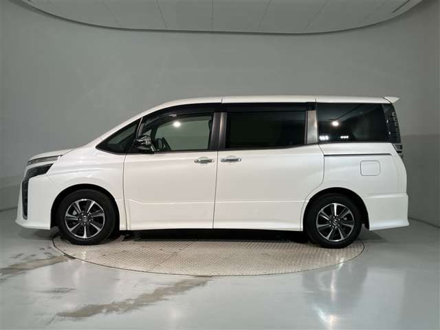 ヴォクシー2.0 ZS 煌III