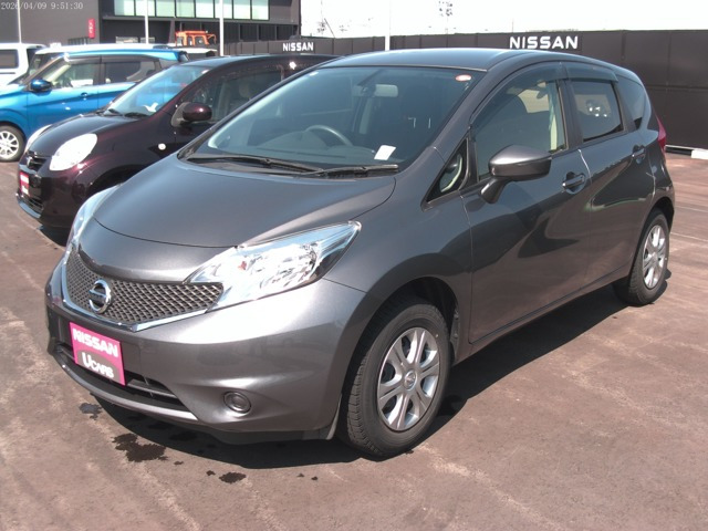 ノート1.2 X FOUR 4WD