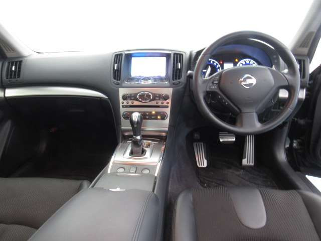 スカイライン2.5 250GT タイプS