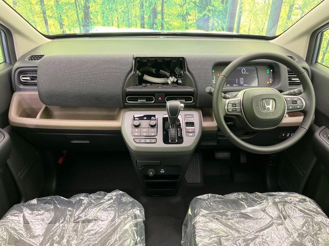 フリード1.5 e:HEV エアー EX