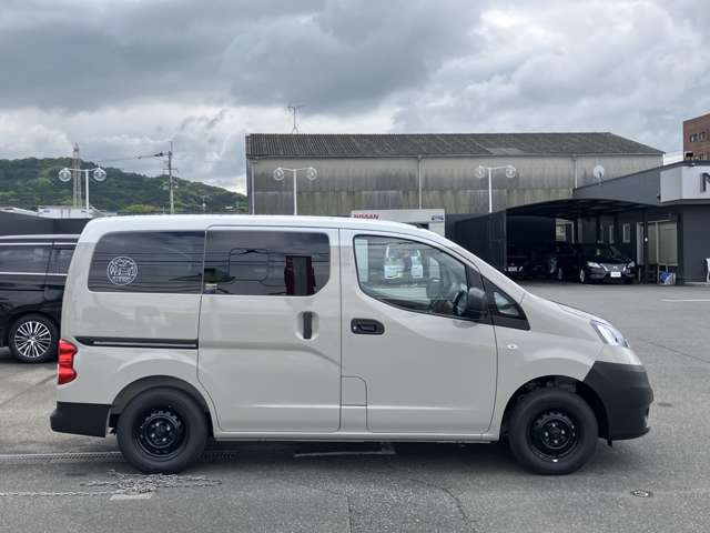 NV200バネットバン1.6 DX