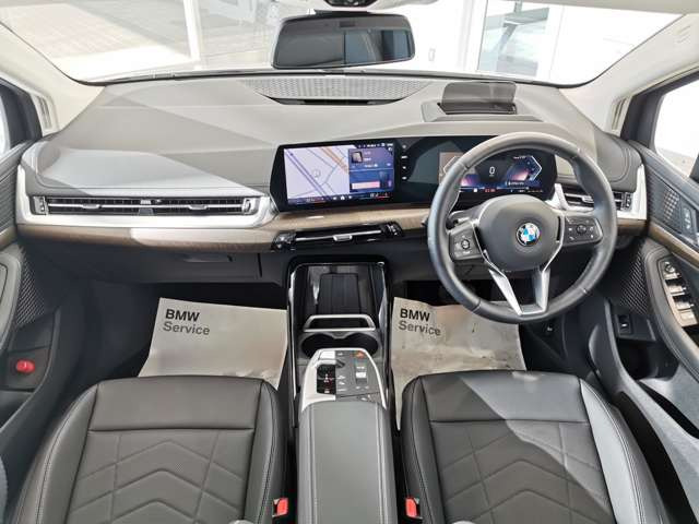 2シリーズアクティブツアラー218i