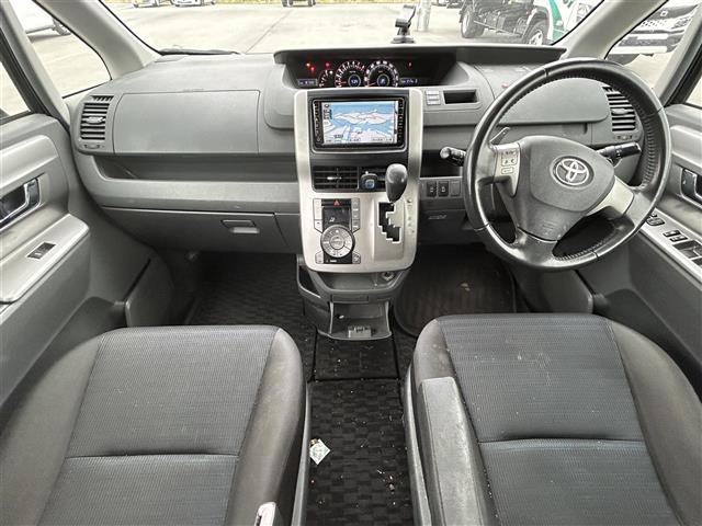 ヴォクシー2.0 ZS 煌II