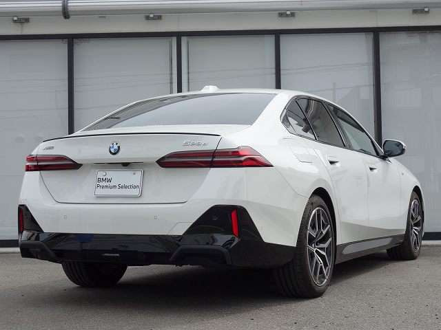 5シリーズセダン523d xドライブ Mスポーツ 4WD