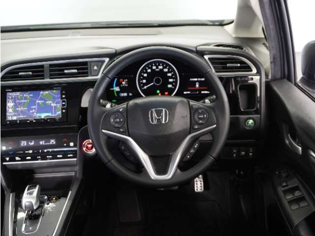 シャトル1.5 ハイブリッド Z ホンダセンシング