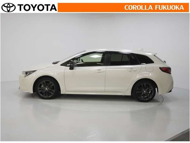 カローラツーリング1.8 ハイブリッド W×B