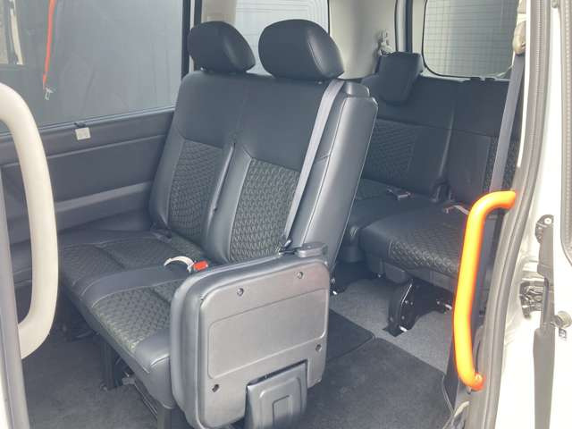 セレナ2.0 XV 送迎タイプ