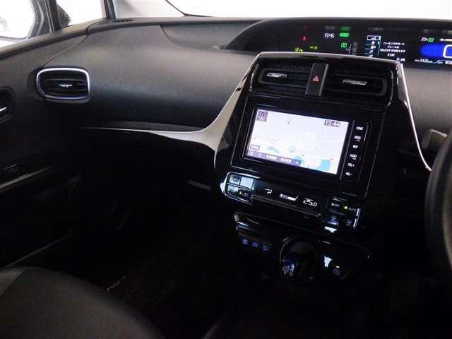 プリウス1.8 S ツーリングセレクション