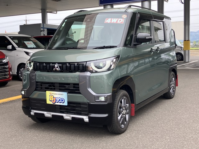 デリカミニT プレミアム 4WD