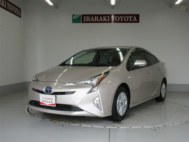 プリウス1.8 S セーフティ プラス