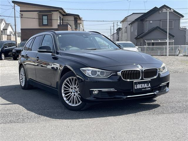 3シリーズツーリング320i ラグジュアリー