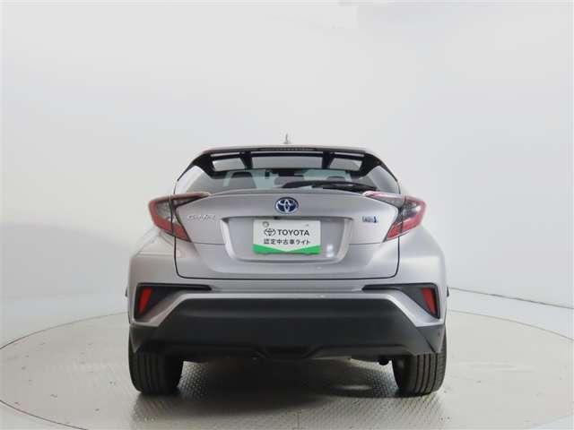 C-HRハイブリッド 1.8 G LED エディション