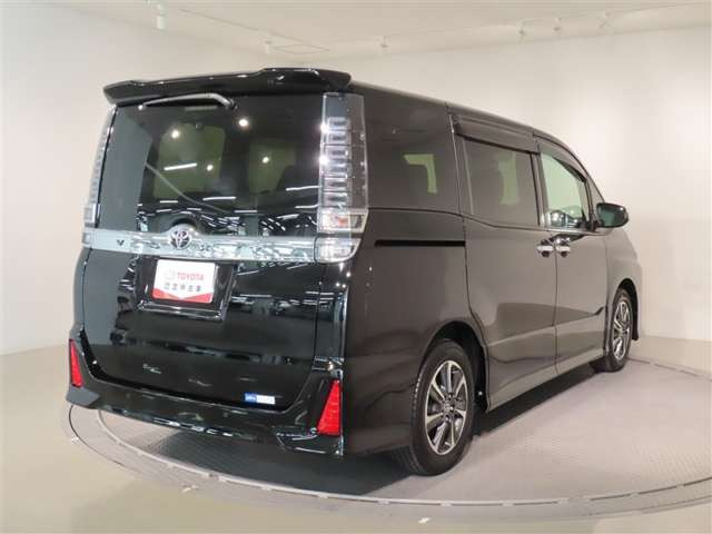 ヴォクシー2.0 ZS 煌III