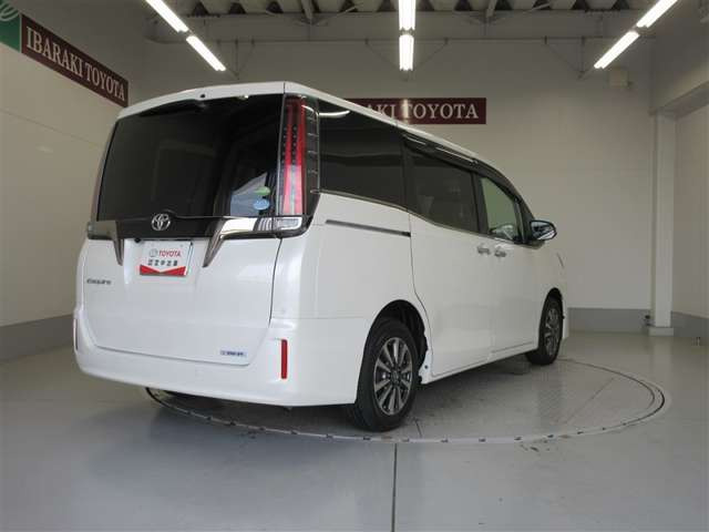 エスクァイア2.0 Gi プレミアムパッケージ ブラックテイラード