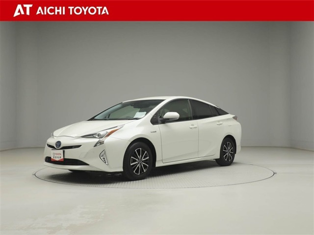 プリウス1.8 S セーフティ プラス E-Four 4WD