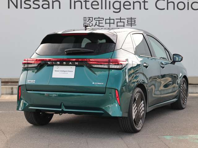 ノートオーラ1.2 G レザーエディション