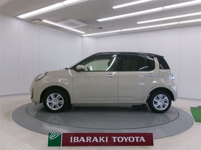 パッソ1.0 モーダ チャーム