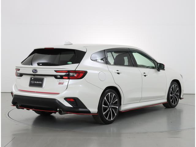 レヴォーグ1.8 STI スポーツ 4WD