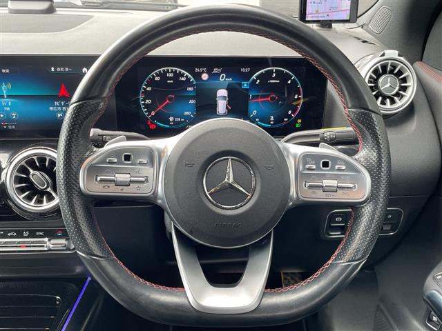 GLAクラスGLA200d 4マチック 4WD